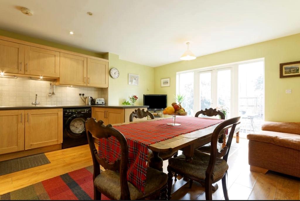 לונדון Lynbrook Grove Guesthouse מראה חיצוני תמונה