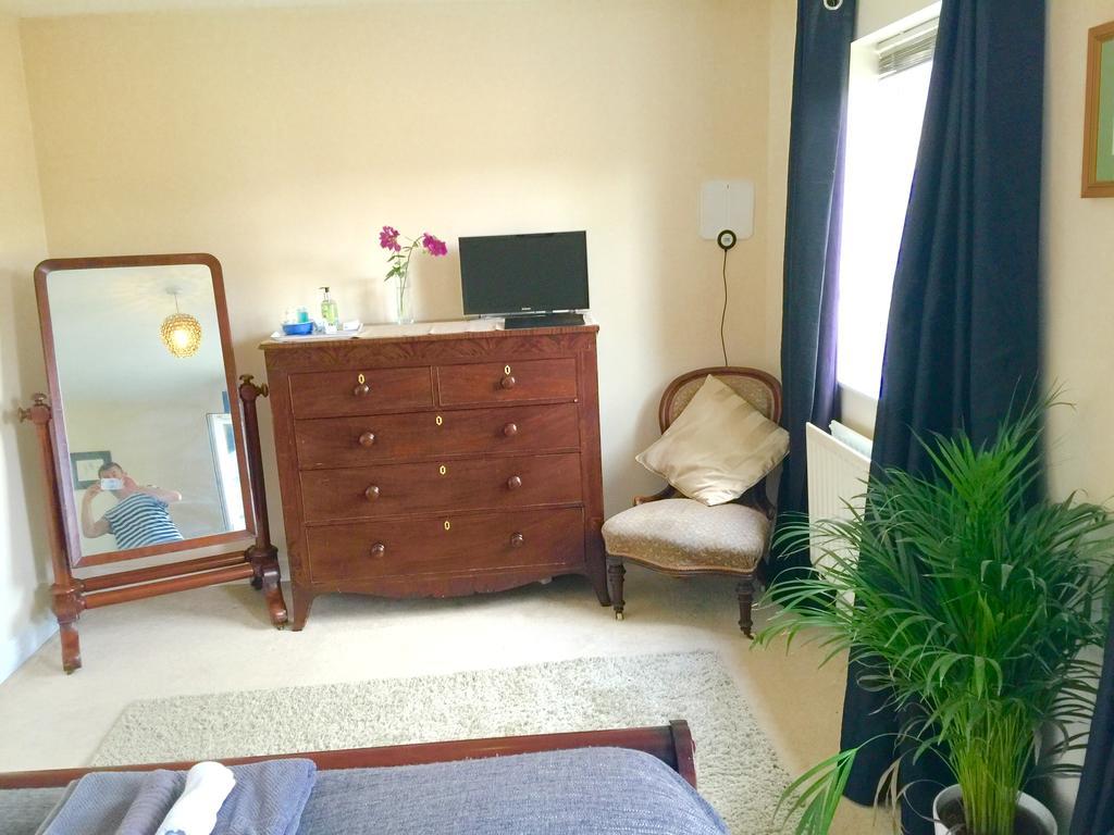 לונדון Lynbrook Grove Guesthouse מראה חיצוני תמונה